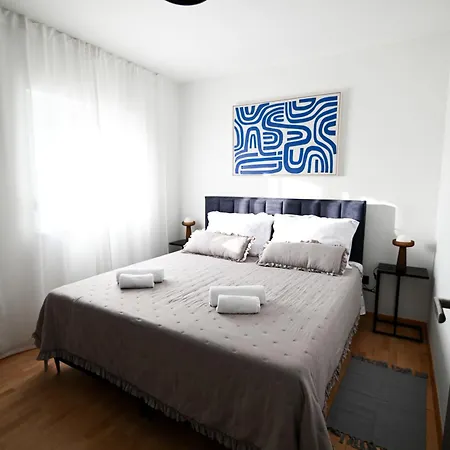 Four Oaks House Villa *