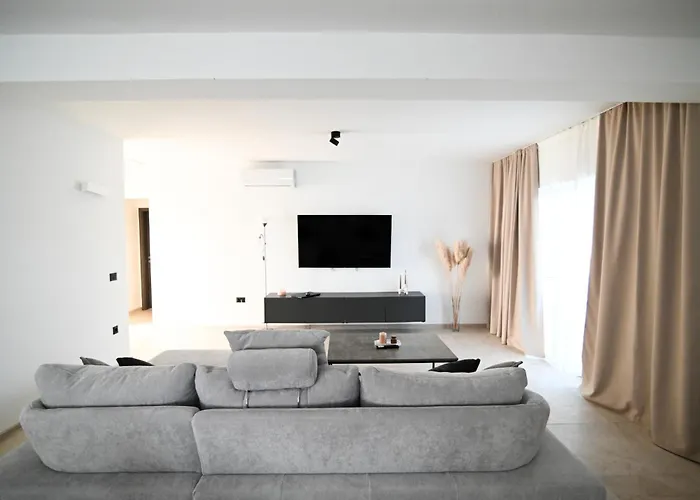 Βίλα Four Oaks House Murvica (Policnik)